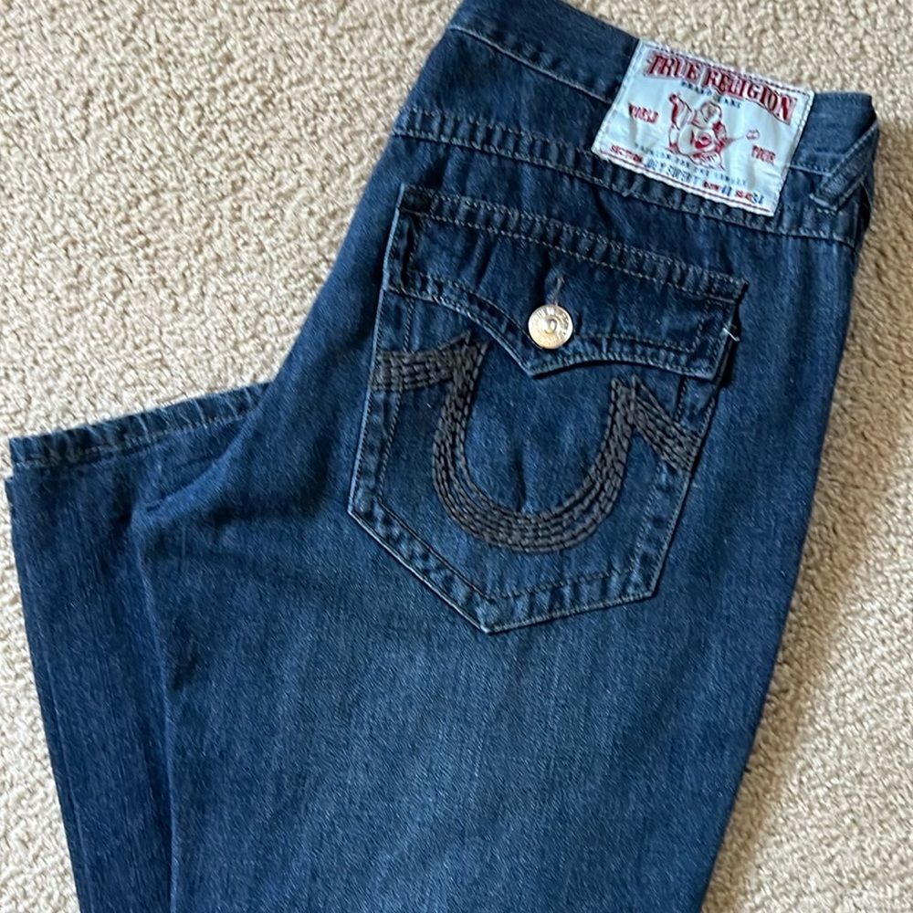 True Religion men’s dark wash jeans - great condition!